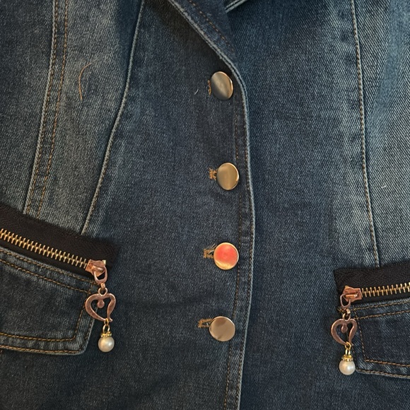 NWOT Darling Denim Vest SZ M - Picture 5 of 6